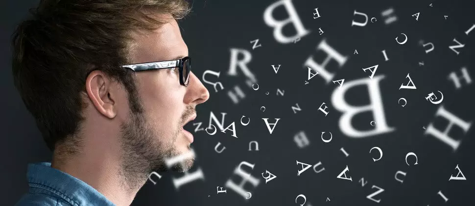 Công nghệ kích hoạt bằng giọng nói cải thiện cuộc sống của người mù như thế nào